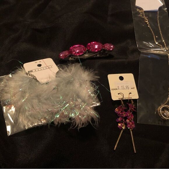 Prom accessory bundle – fur bracelet, hair clip, dangle earrings, bling necklace - Picture 1 of 4